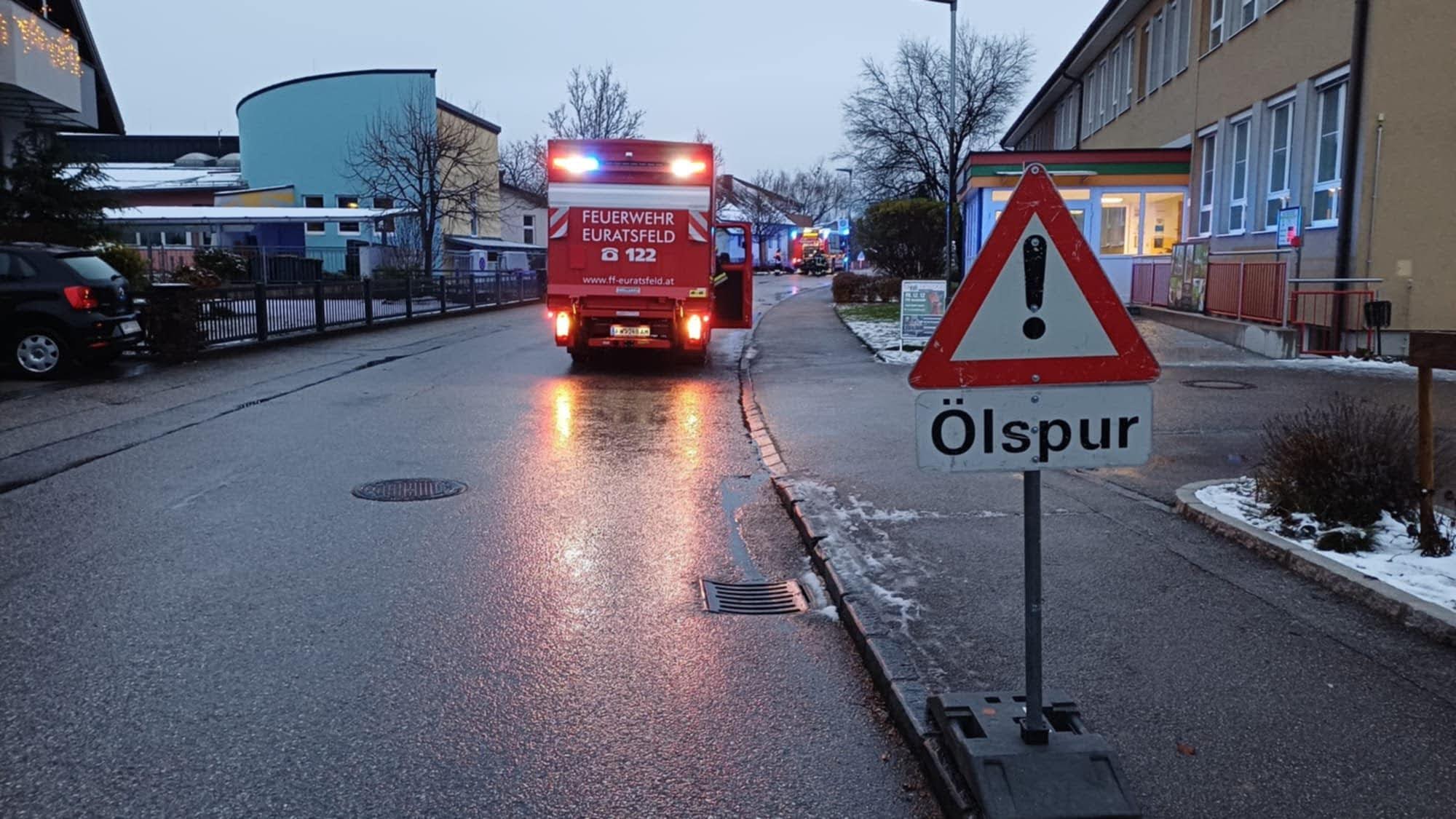 S1 Ölspur beim Kindergarten